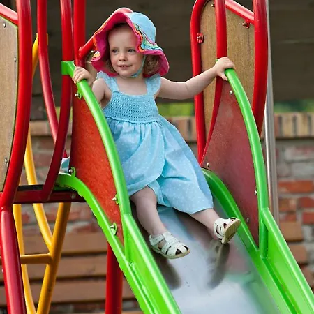 Magra Club * Debina (Ustka)