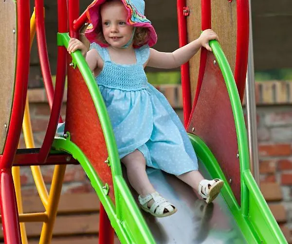 Magra Club * Debina (Ustka)